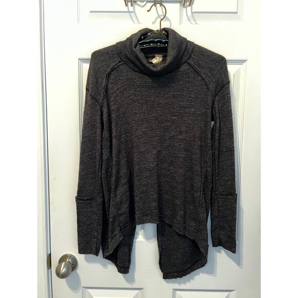 We the Free Turtleneck Split Back Sweater sz XS - Picture 5 of 5